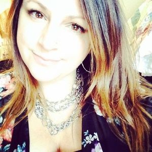 Meet your Posher, Beth